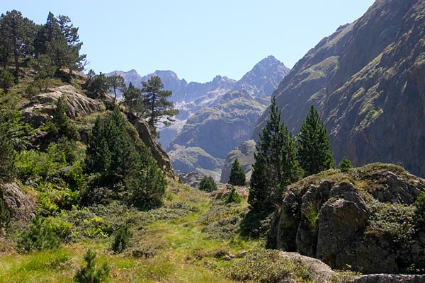 Lac de Pouchergues par Clarabide, le chemin de Clarabide