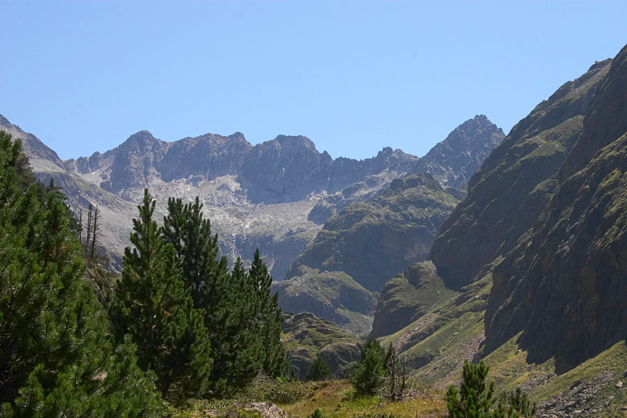 Lac de Pouchergues par Clarabide, les crtes de Clarabide