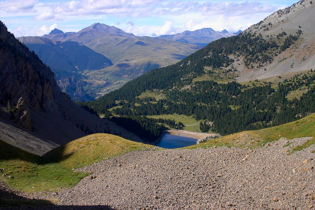 Pyrnes, Aragon, Descente vers l'Ibon de Plan